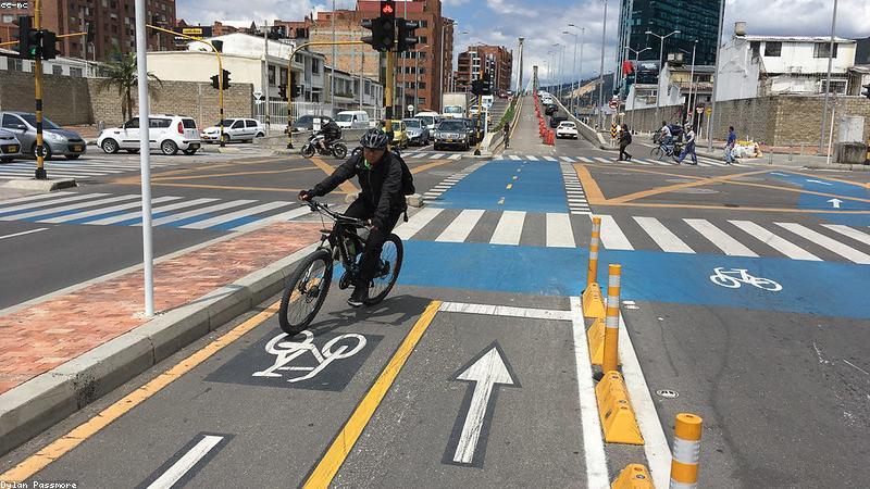 Amortecedores Traseiros: Ar, Mola e Linkage em MTB