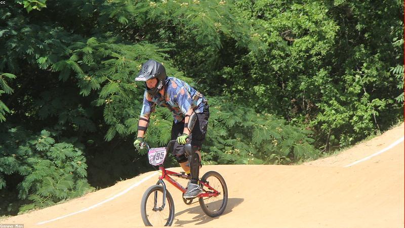 BMX Racing Brasil: Nacionais Revelam Estrelas na Pista